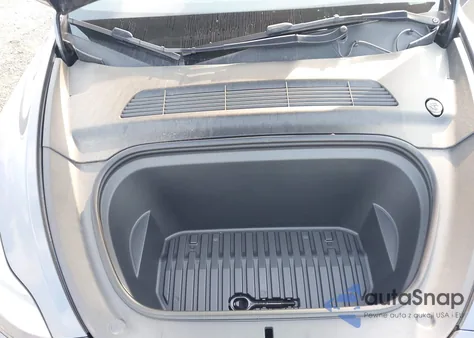 2022 Tesla Model Y Performance Dual Motor All-Wheel Drive из США, поврежденный, VIN 7SAYGDEF8NF511700